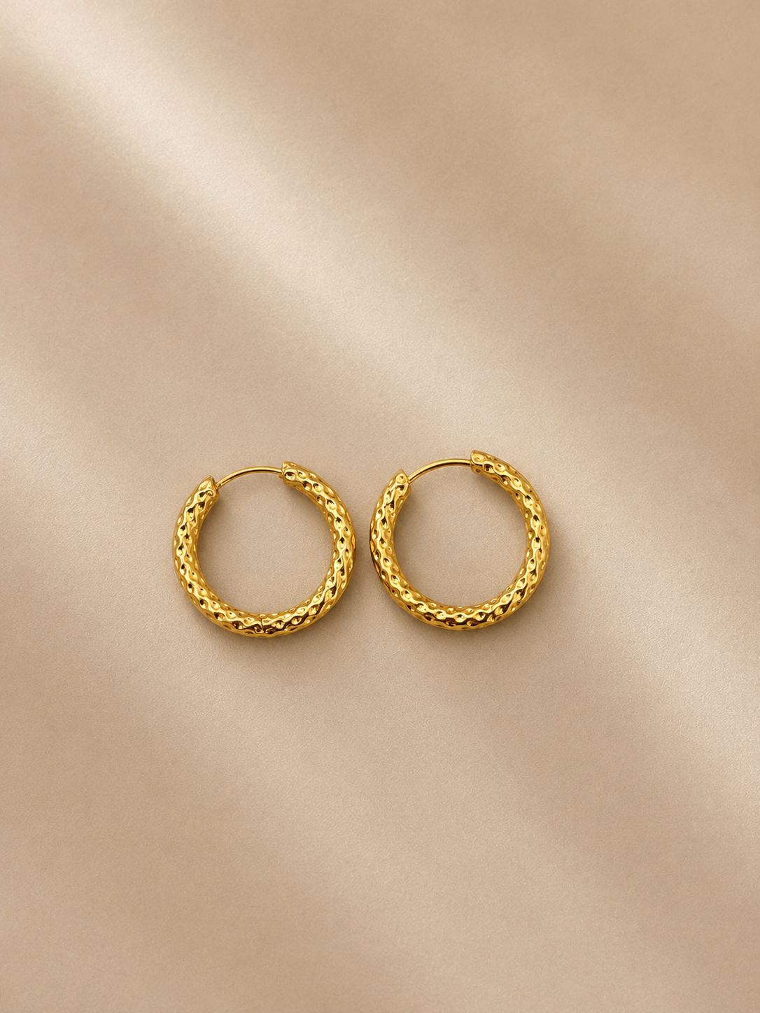 Aros Minimal Glam Gold