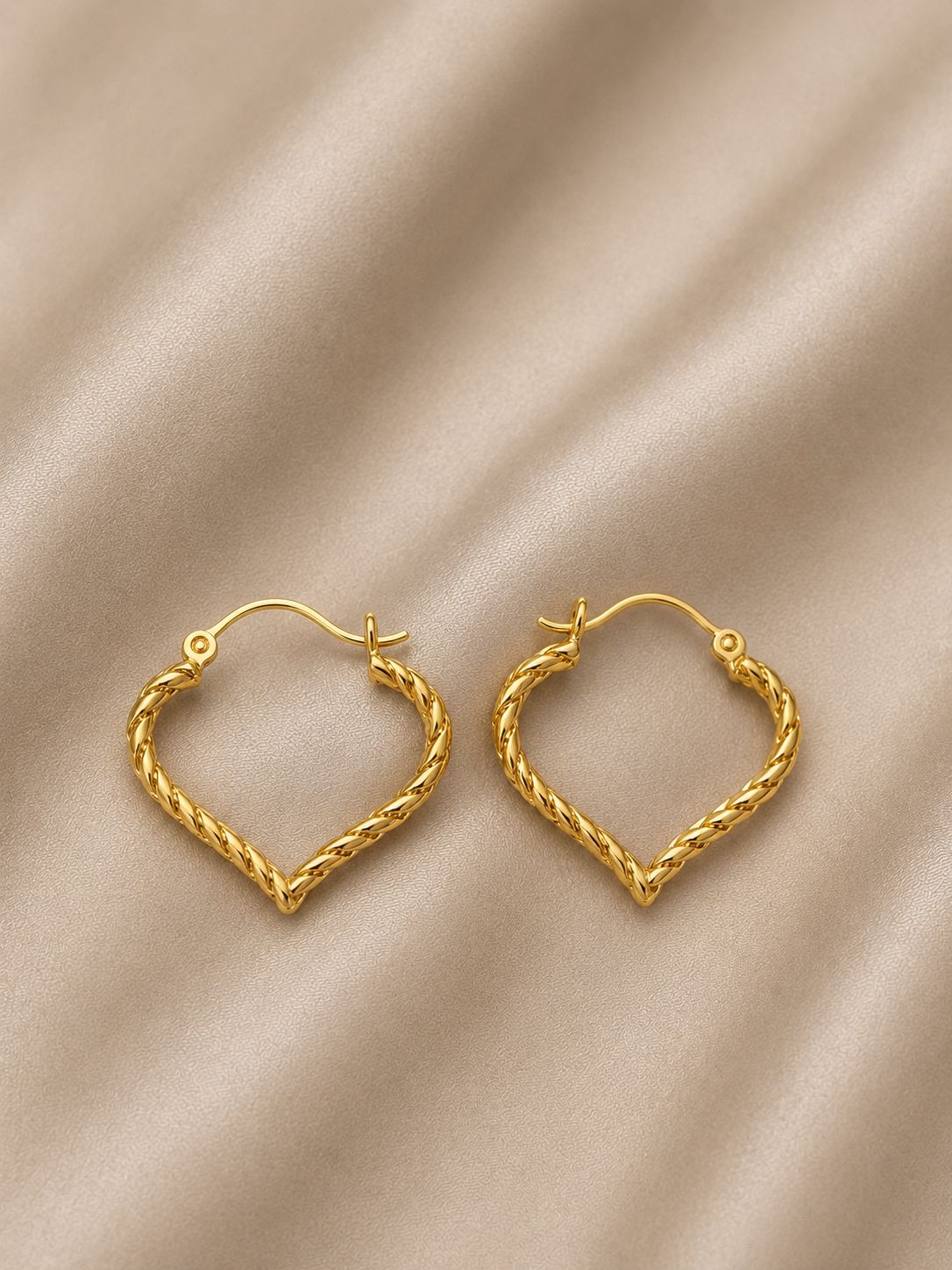 Aros Rom&aacute;nticos de Dise&ntilde;o Trenzado