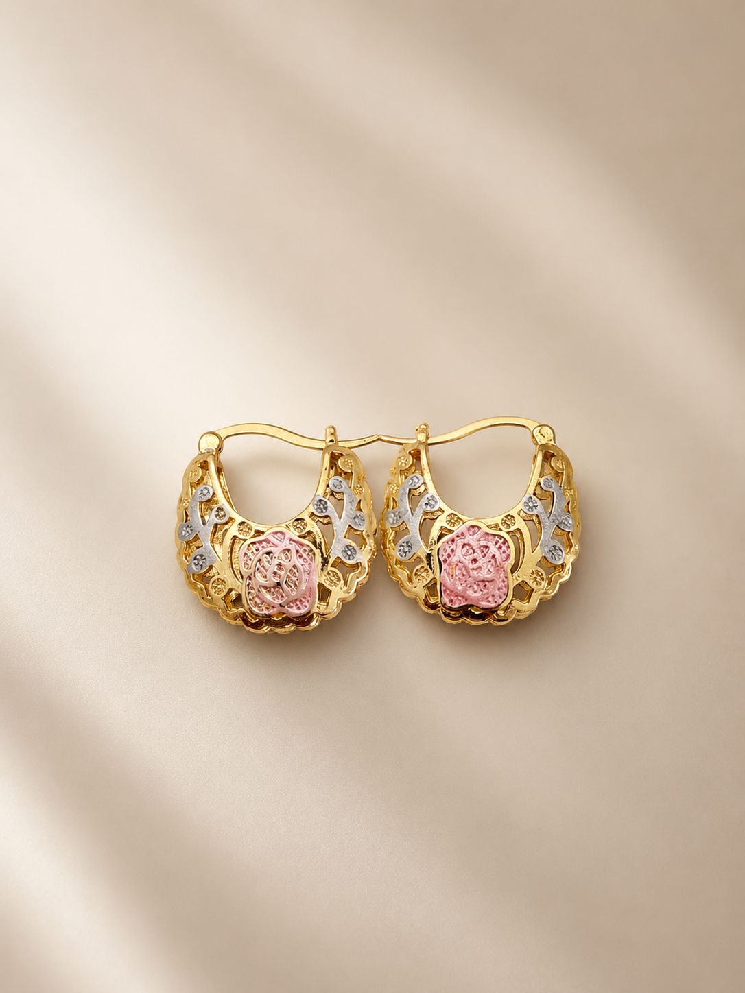 Colecci&oacute;n de pendientes dorados Meraki by Marta